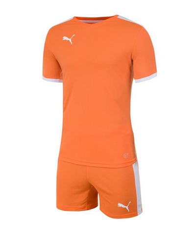 ���R 70310403,,